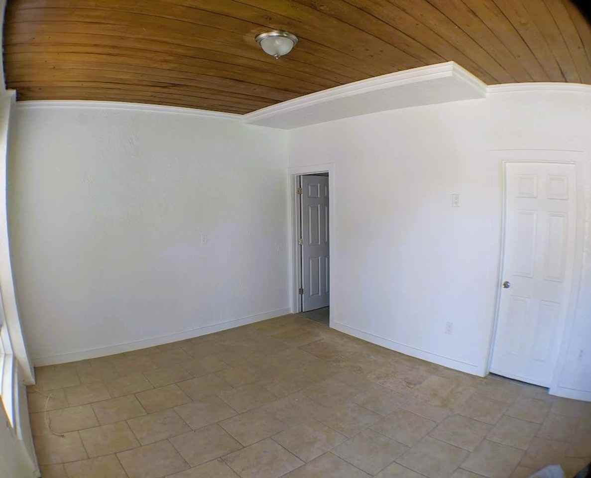 401 Colonia Ln E ##E. - Photo 4 of 12