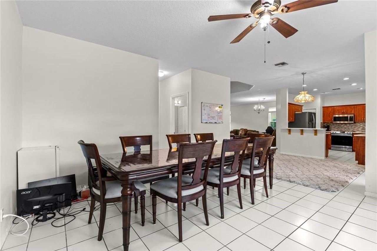 12918 Clifton Dr - Photo 3 of 16