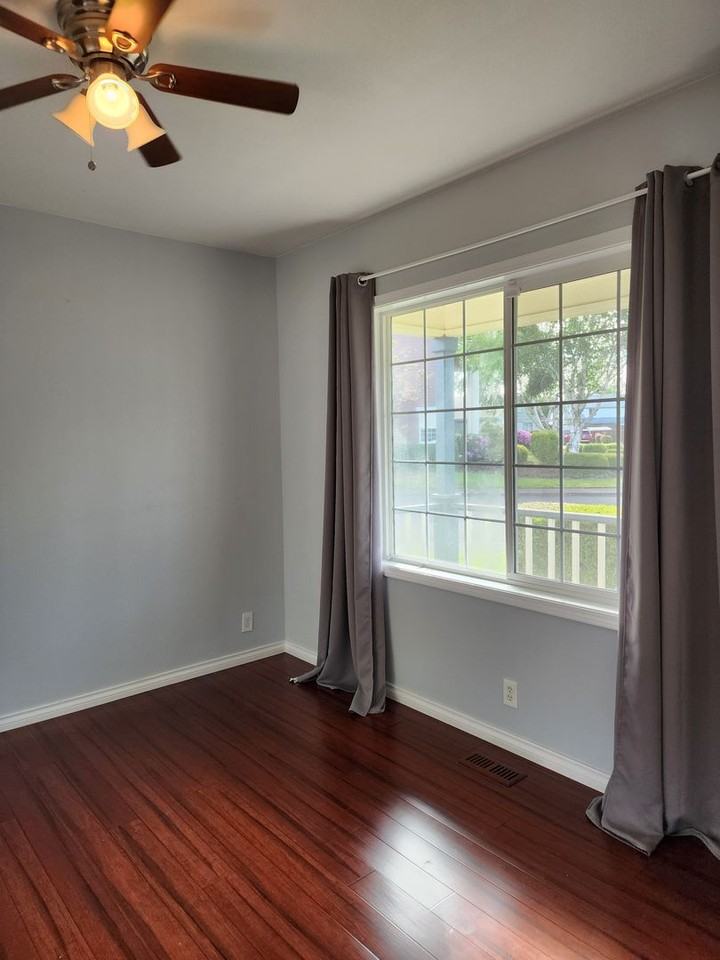 1592 Kingston Way - Photo 7 of 36