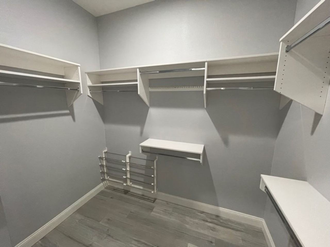 3173 Elk Clover St - Photo 2 of 24