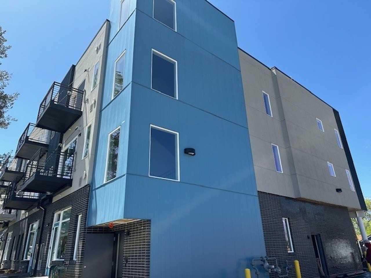 Poplar Place - Photo 5 of 50