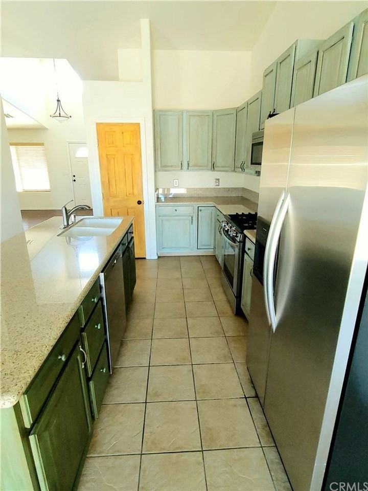 6461 Monte Vista Dr - Photo 2 of 25