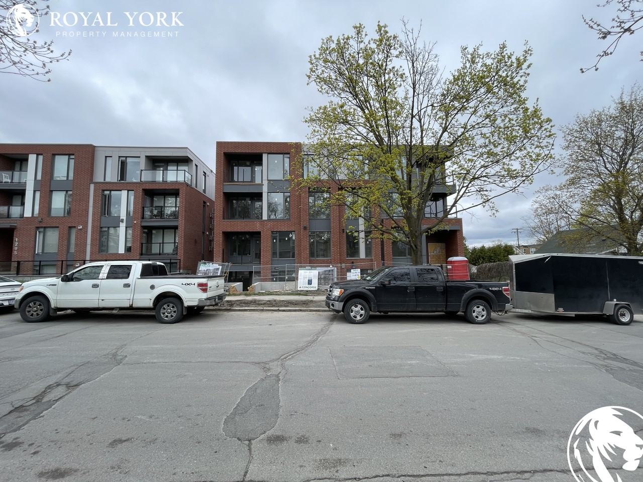 303-1291 Summerville Avenue, Ottawa, Ontario K1Z 8G7 - Photo 2 of 19