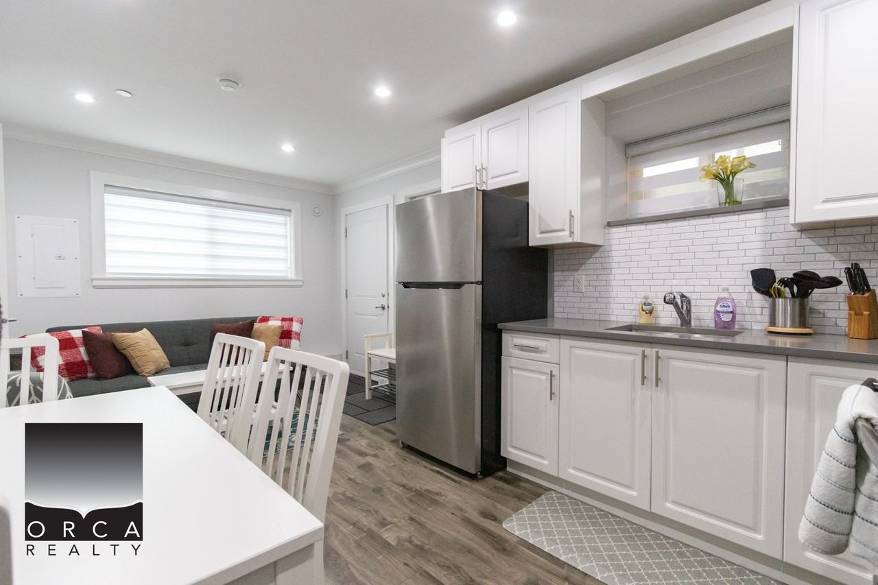 180 60th Ave E - Photo 3 of 30