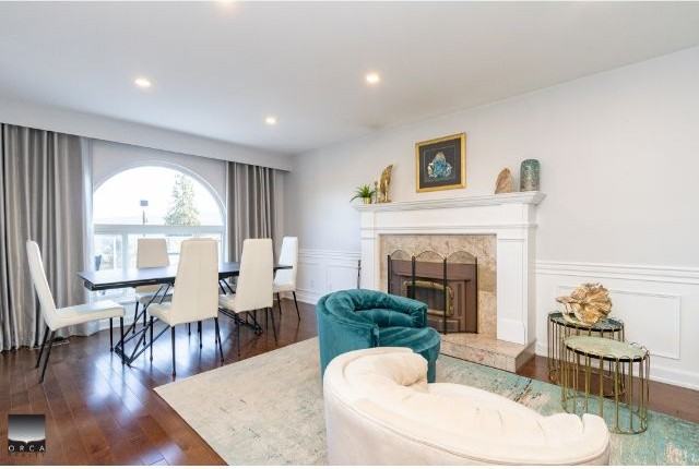 1181 Russell Ave - Photo 2 of 50