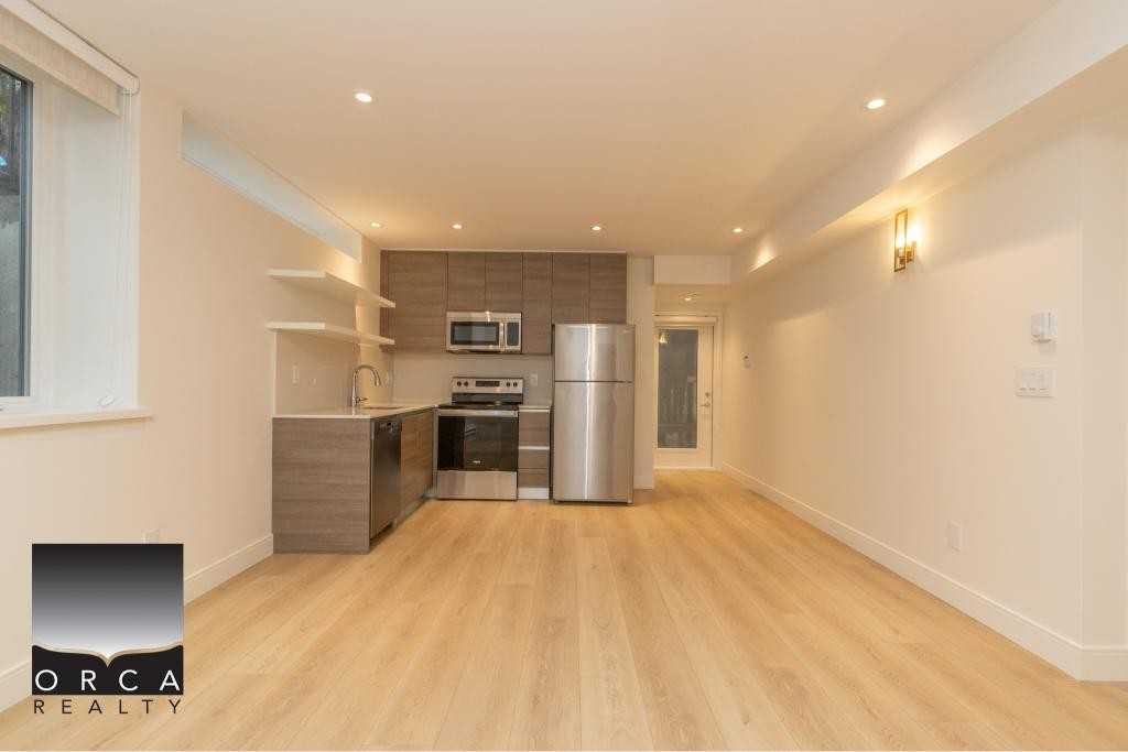 720 Kilkeel Pl - Photo 3 of 36