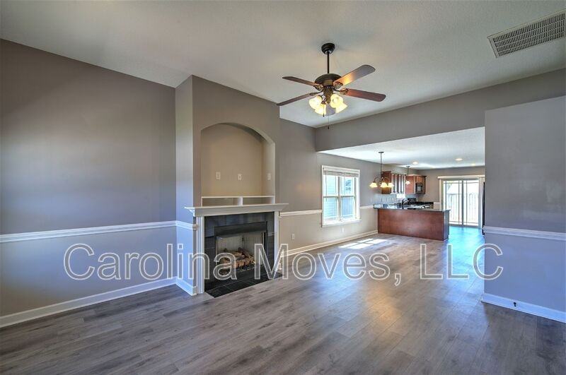 415 Aniken Cir - Photo 4 of 23