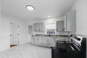 featured image of 405 N Walnut St