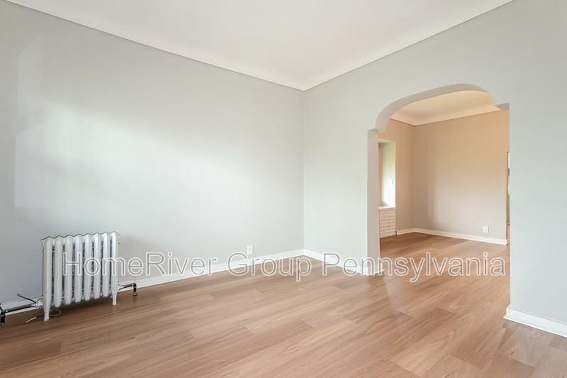 1805 Pallas St - Photo 3 of 16