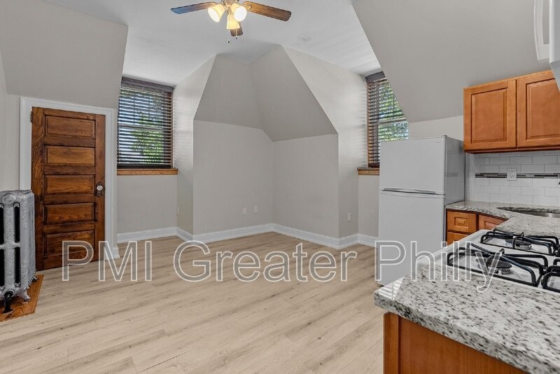 1318 Arrott St #3rdREAR - Photo 6 of 39
