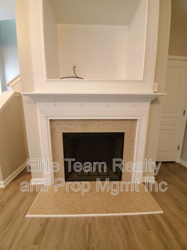 12676 Persimmon Tree Dr - Photo 3 of 23