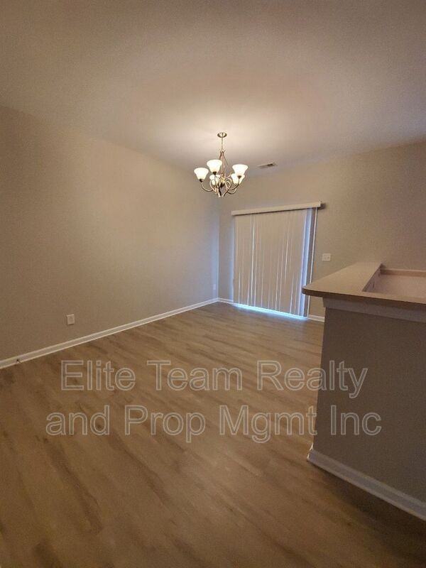 12676 Persimmon Tree Dr - Photo 6 of 23