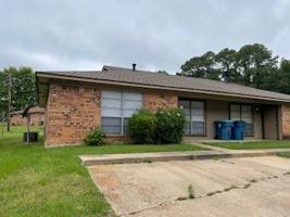 featured image of 1006 Navajo Trail