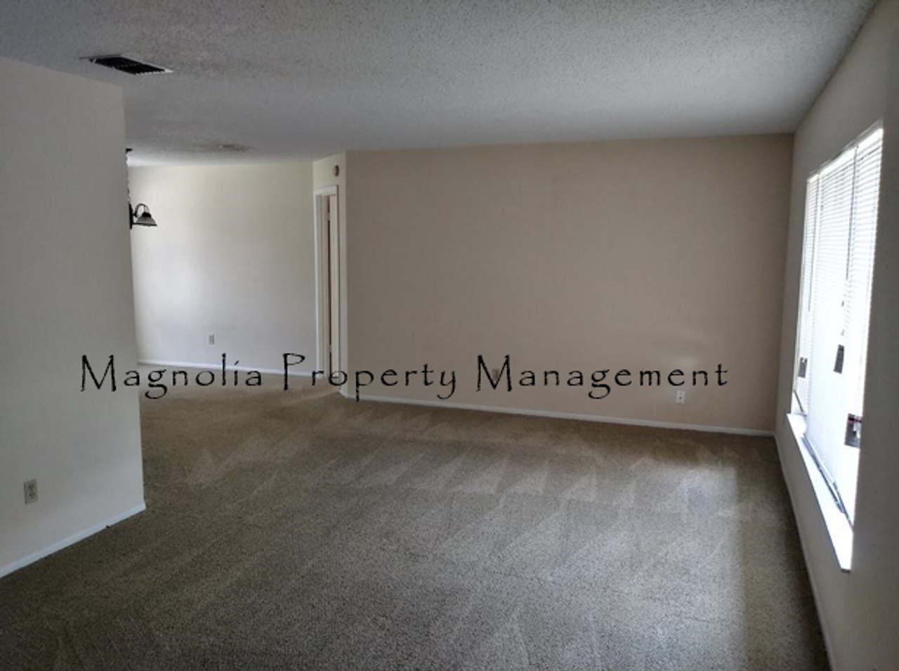 7729 Indian Ridge Trl N - Photo 2 of 17