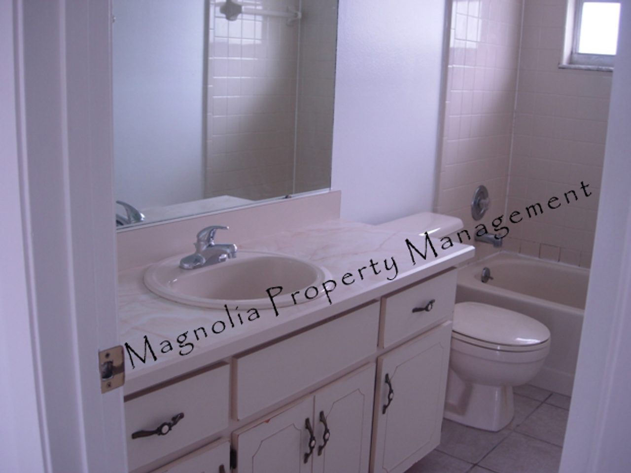 7729 Indian Ridge Trl N - Photo 4 of 17