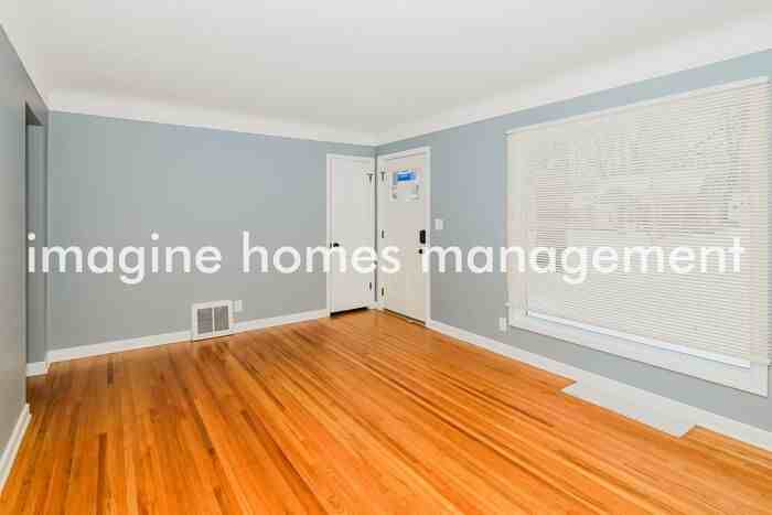 3826 Yates Ave N - Photo 3 of 18