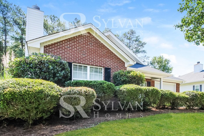 23 Twin Oaks Cir - Photo 2 of 15