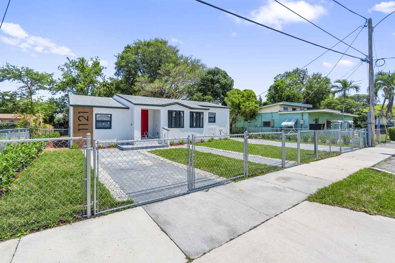 1121 Nw 57th St #NA - Photo 2 of 40
