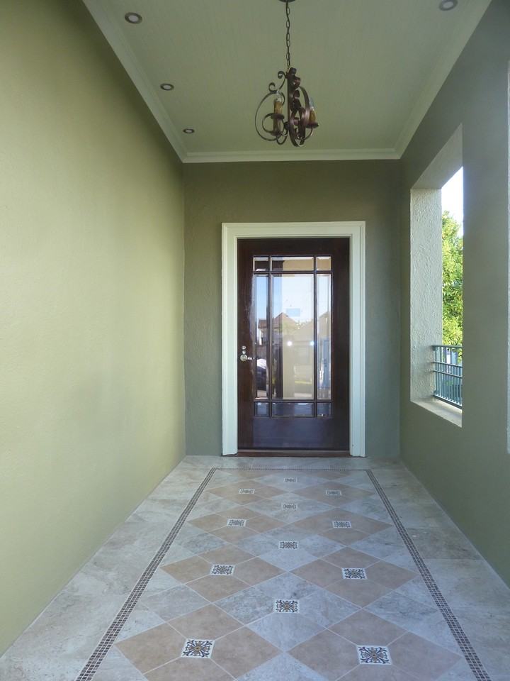 830 Georgia St #D - Photo 3 of 19