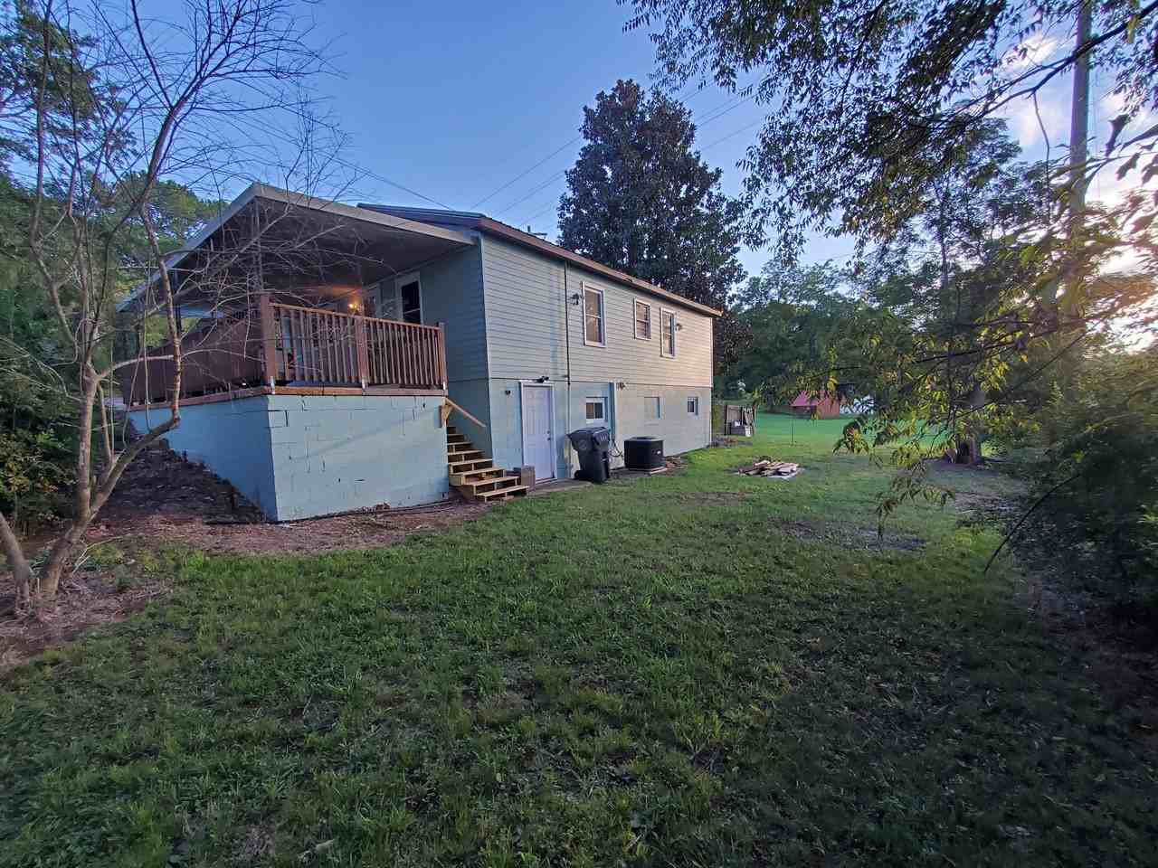 385 2nd Ave #NA - Photo 3 of 28