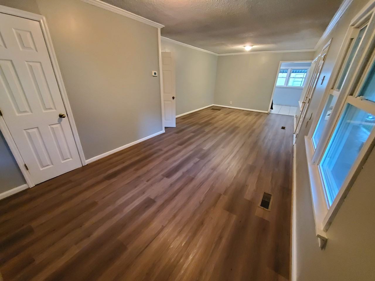 385 2nd Ave #NA - Photo 7 of 28