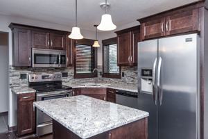 featured image of 3218 Portage Cir Nw