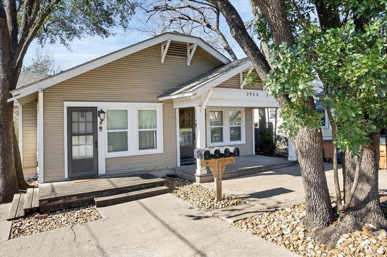 2904 Pearl St #B - Photo 5 of 15