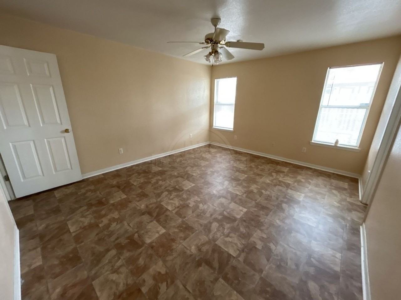 2707 Casey Dr - Photo 7 of 21