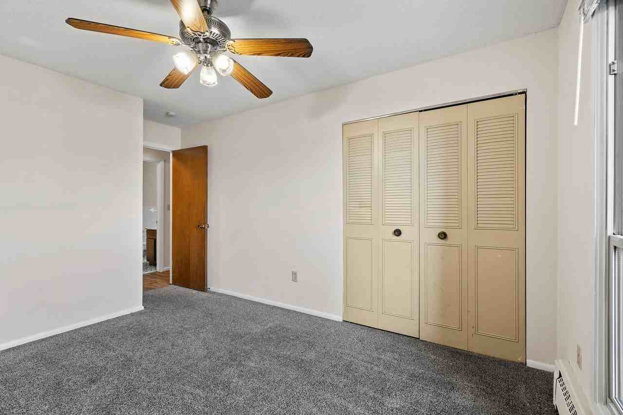 Cedarwood West Apartments | 2 - Photo 6 of 41