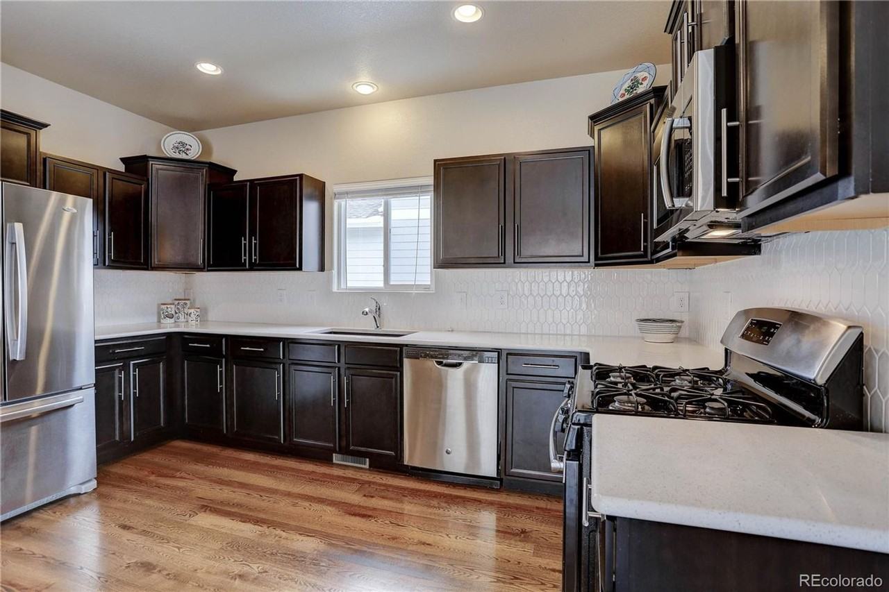 7668 Kiana Dr - Photo 6 of 37