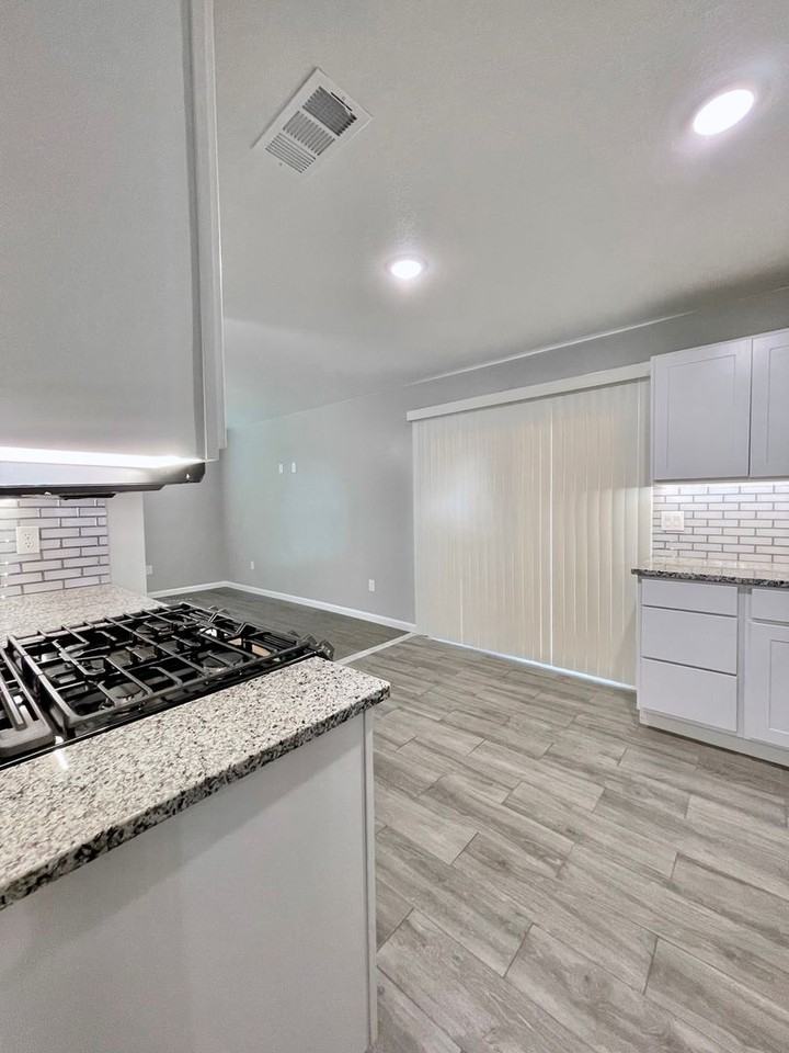 2701 John Rd - Photo 5 of 13
