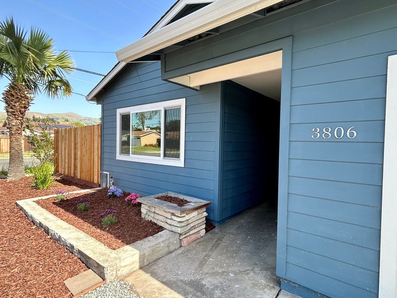 3806 Howe Ct - Photo 3 of 18