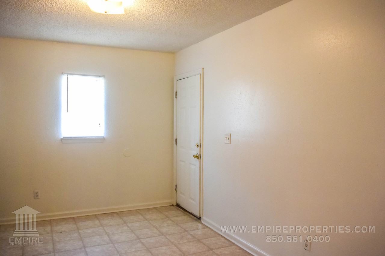 916 N Woodward Ave #1 - Photo 7 of 15