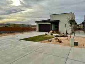 2818 E Church Oak Dr - Photo 1 of 1