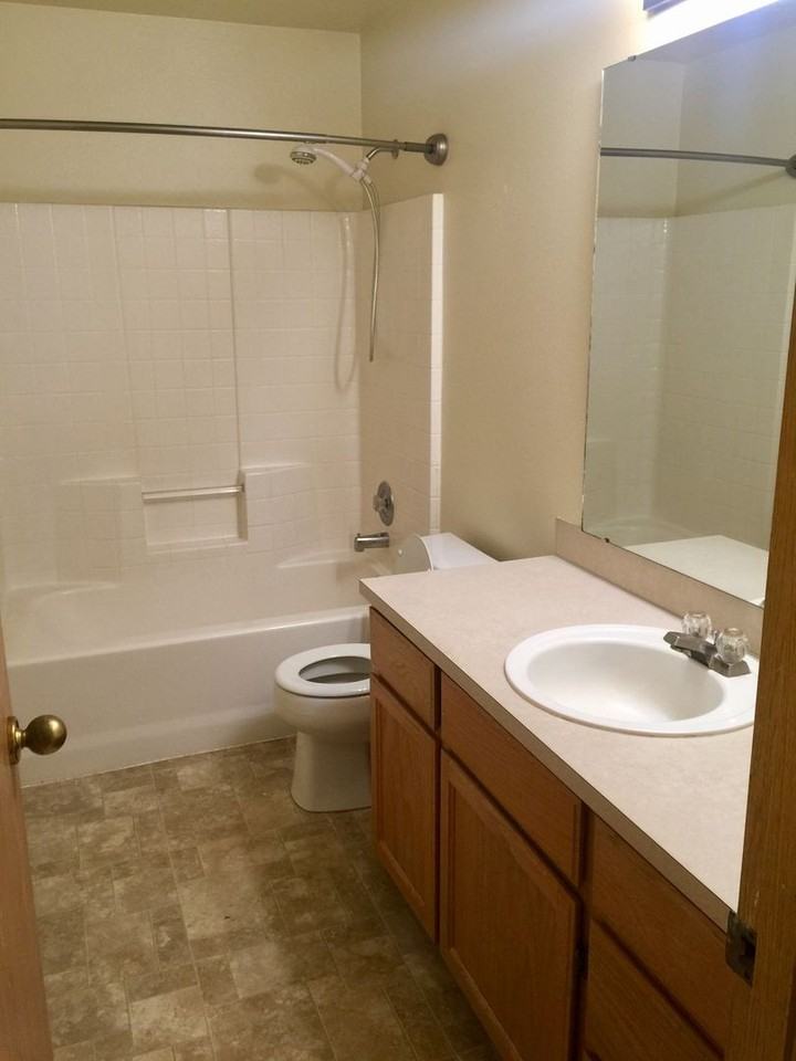 8610 295th St S - Photo 7 of 14