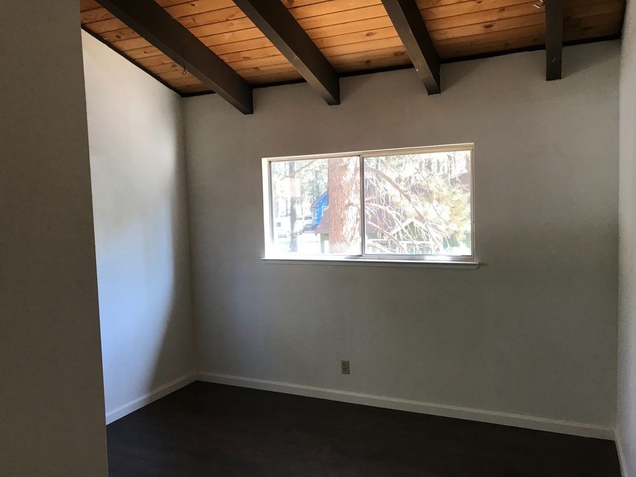 2499 Kubel Ave - Photo 6 of 17