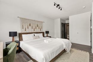 A 4 Bedroom, 2 Bathroom apartment with common areas and a fully functional kitchen at 1700 Malcolm Ave, Unit 306 - Photo 1 of 1