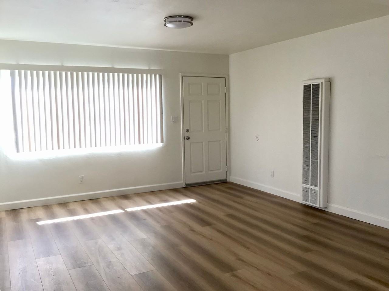 5836 Lauretta St - Photo 5 of 11