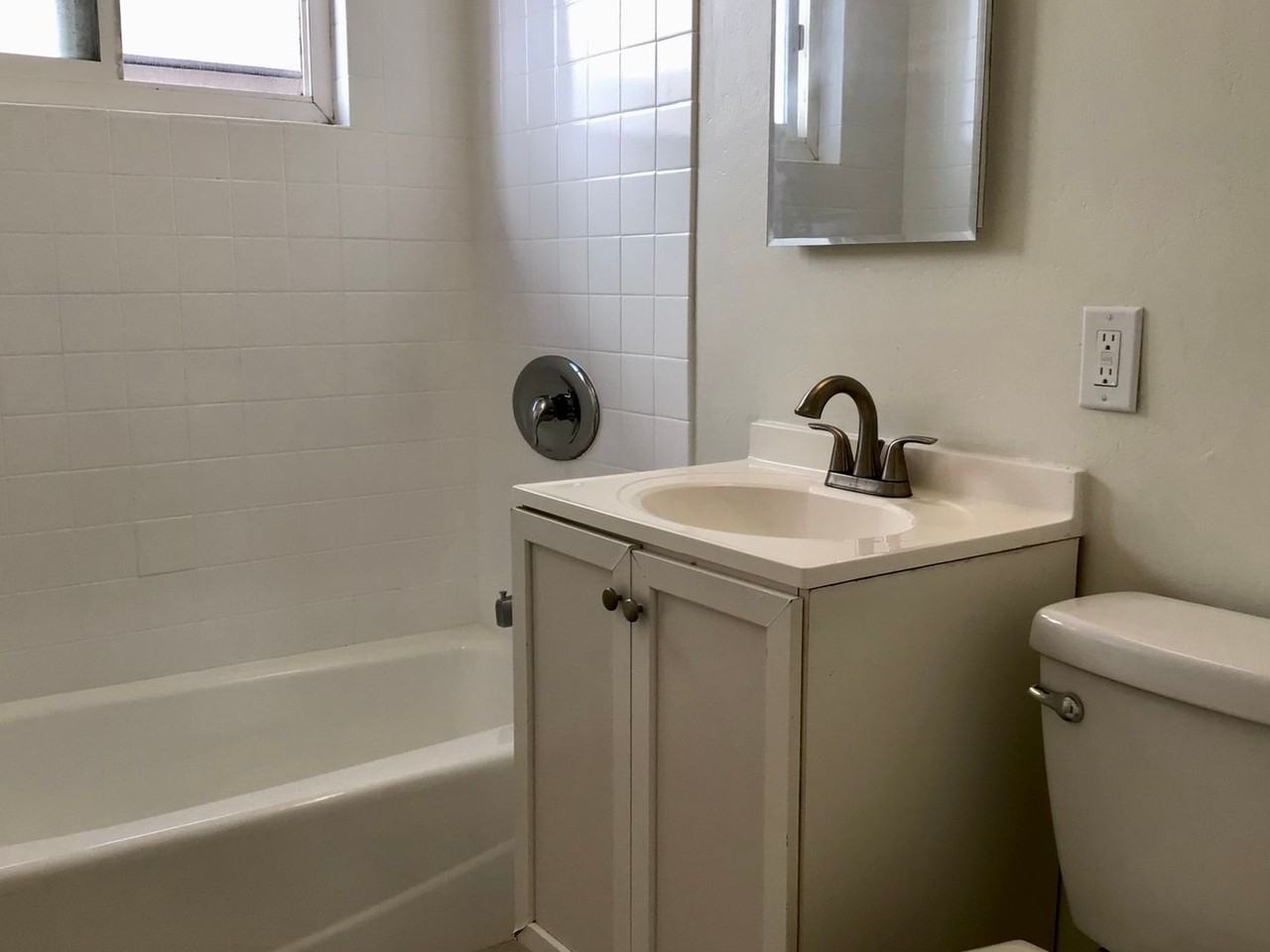 5836 Lauretta St - Photo 6 of 11