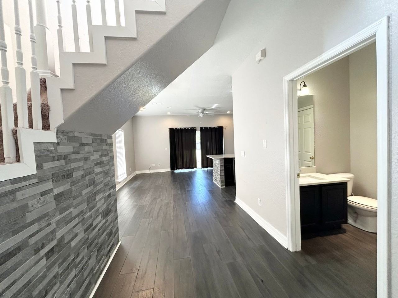 131 W 6th St - Photo 2 of 13