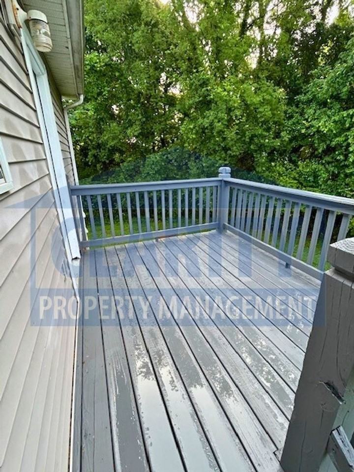 129 Brooke Ln Ne - Photo 3 of 18