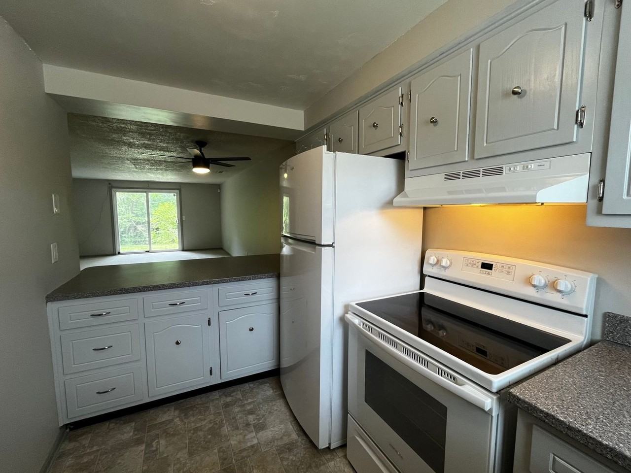 3525 Redbird Trl - Photo 4 of 20