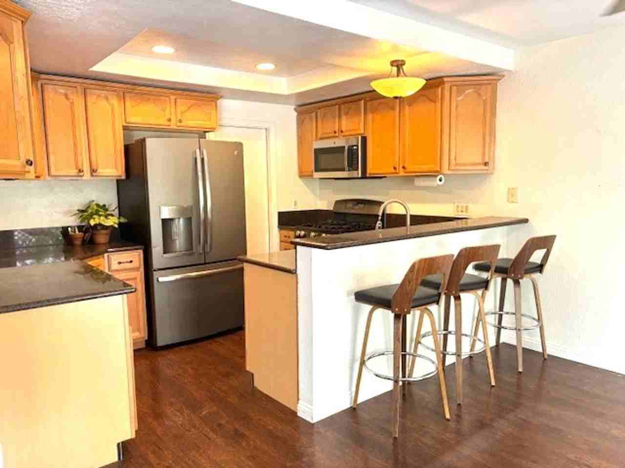 1719 W 11th Ave - Photo 2 of 11