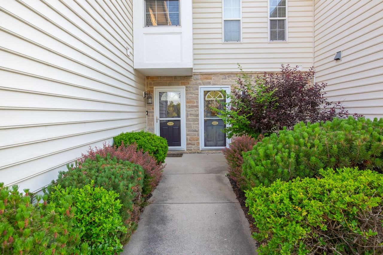 5036 Ivyvine Blvd - Photo 2 of 28