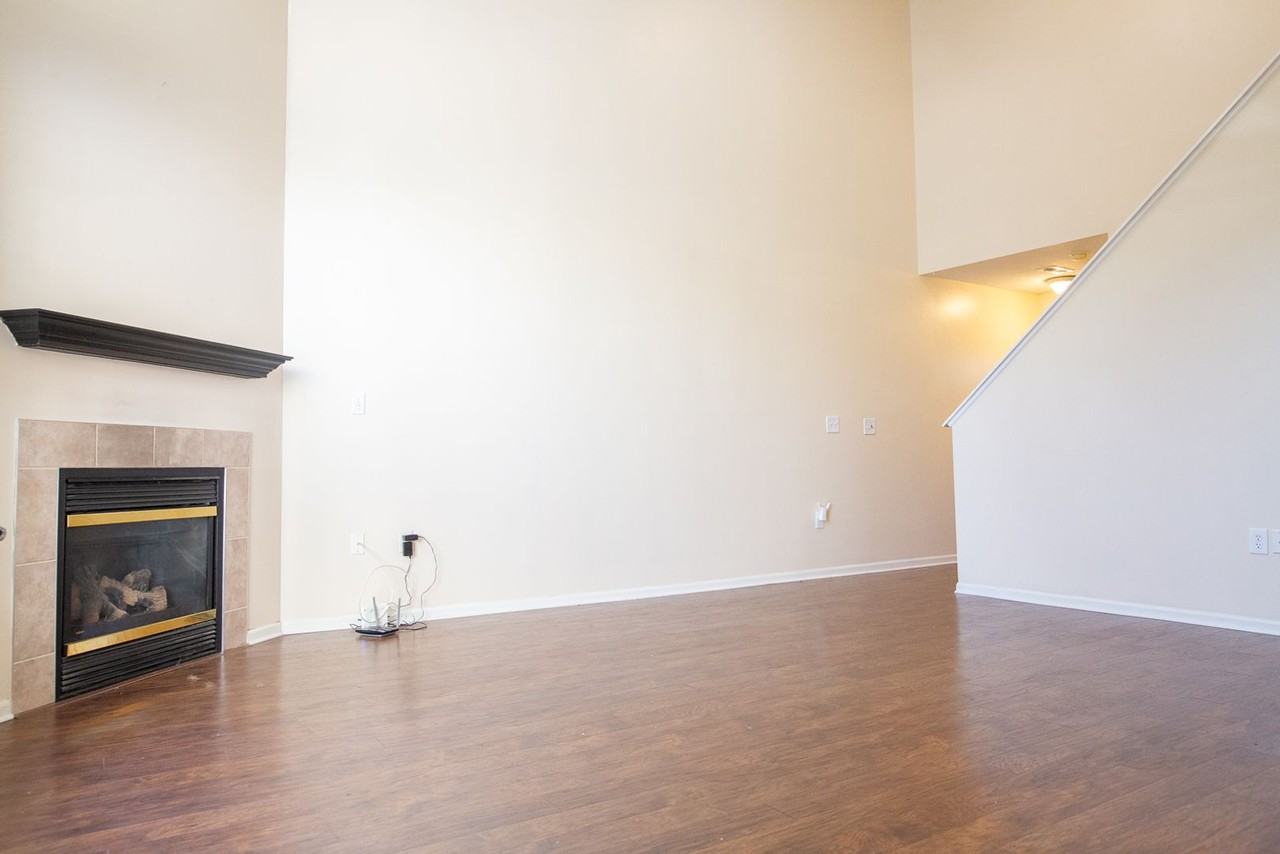 5036 Ivyvine Blvd - Photo 4 of 28