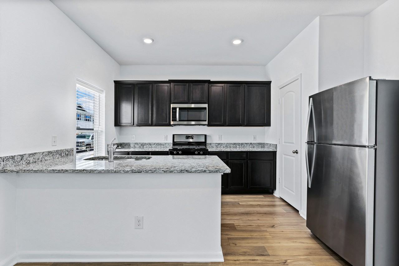 6009 Cooper Cash - Photo 7 of 19