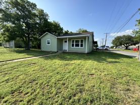 719 E College St #1 - Photo 1 of 1