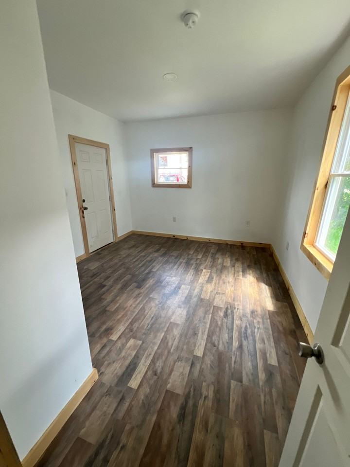 706 Penn St #2 - Photo 7 of 7