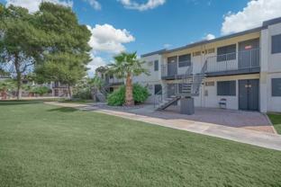 13517 W Glendale Ave - Photo 1 of 1