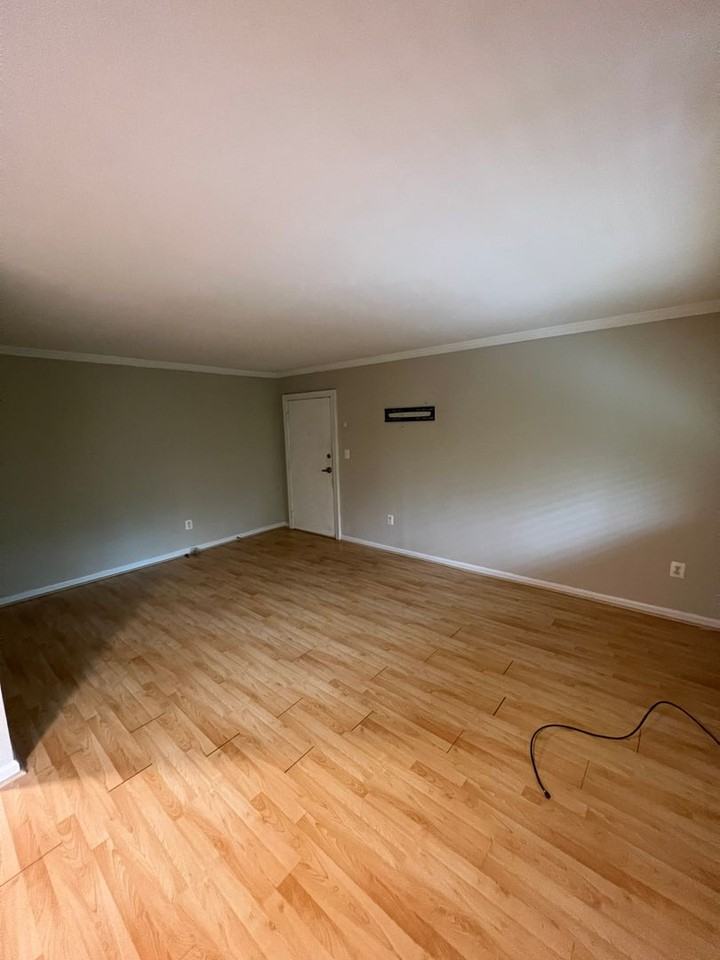 3111 Naylor Road Southeast #301 - Photo 7 of 15